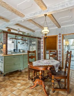 Wohlfühlen in heimeliger 2-Zimmer-Dachgeschosswohnung in zentraler Lage von Dogern - Dogern