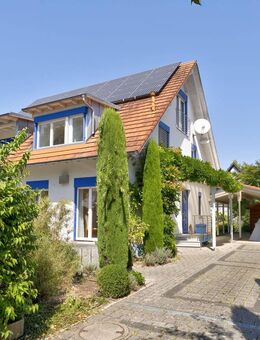 wunderbares Familienhaus mit ELW in begehrter Lage - Denzlingen