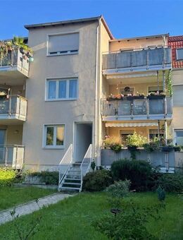 großzügig geschnittene 3 Raumwohnung mit Balkon - Leipzig