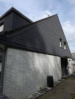 DHH Leichlingen zentral 1.900.- EUR Garten, Terrasse, Garage, Kamin, Abst.-Platz - Leichlingen (Rheinland, Blütenstadt)