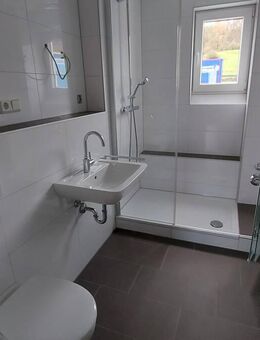 Sanierte 3 Zimmerwohnung mit Balkon in Balve im 1. Obergeschoss - Balve