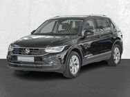 VW Tiguan, 1.5 TSI Active, Jahr 2023 - Lehrte