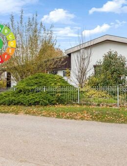 Hübsches Einfamilienhaus im Bungalowstil mitten im Grünen in Weitenhagen kurz vor Greifswald - Weitenhagen (Landkreis Vorpommern-Greifswald)