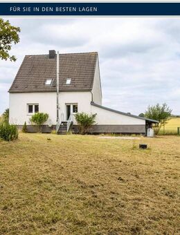 Wo Wiesen rauschen und Felder blühen: Ihr neues Zuhause - Brilon
