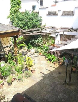 Stadtoase - Mediterranes Einfamilienhaus mit separatem Appartement - Frankenthal (Pfalz)