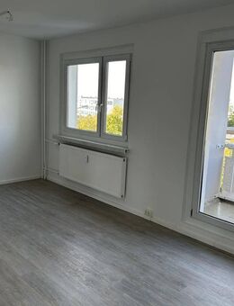 Neu saniert mit Balkon! - Halle (Saale)