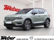 Volvo XC40, P8 Twin Recharge Pure Electric, Jahr 2021 - Berlin