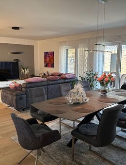 Neu- und hochwertiger Bungalow auf schönem Grundstück in beliebter Region - Laboe