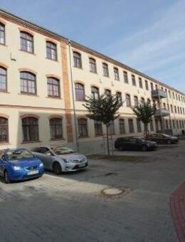 HELLE 2 Raumwohnung mit hochwertiger Ausstattung , Stellplatz und Balkon - Dresden