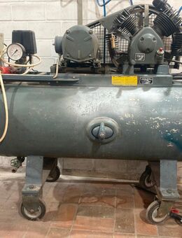 Kompressor Otto Boge 15bar 250L - Hameln