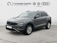 VW T-Roc, 1.5 TSI Life Allwetter, Jahr 2022 - Wesel