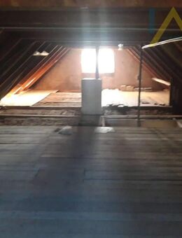 Zweifamilienhaus in der Sächsischen Schweiz: Ausbau vorbereitet, teilentkernt, mit großem Potenzial. - Neustadt (Sachsen)