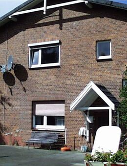 2 Zimmerwohnung in kleinem Mehrfamilienhaus mit Garten - Heiligenstedten