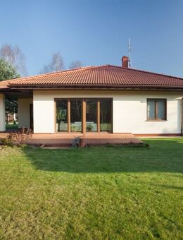 Einfamilienhaus mit Garage in 51789 Lindlar - - Lindlar