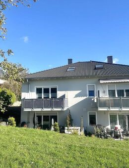 Exklusives Wohnen mit Blick ins Grüne - Moderne 3,5-Zimmer-Maisonettewohnung in Binningen - Hilzingen