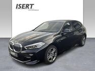 BMW 118 i Lim. M Sport A. +PDC+LED+DAB - Kronach