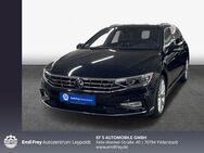 VW Passat Variant, 2.0 TDI Elegance, Jahr 2023 - Filderstadt