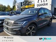 VW Tiguan, 1.5 Active Allwetter, Jahr 2022 - Potsdam