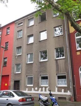 *Großzügige 3-Zimmer-Wohnung mit Balkon in Duissern* - Duisburg