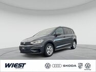 VW Touran, 1.5 l TSI GOAL OPF, Jahr 2022 - Bensheim