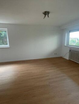 Weil der Stadt-Schafhausen: 2-Zi.-Gartengeschoss-Whg. mit EBK und separater Terrasse - Weil der Stadt