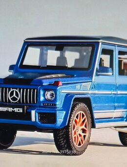 Modellauto 1:18 weiß oder blau - Leipzig