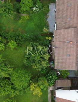 Investieren in Tübinger Nordlage: Zweifamilienhaus mit Garten und Ausbaumöglichkeit - Tübingen
