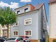 Gepflegtes, vermietetes Stadthaus mit 3 Wohneinheiten und 1 Büro in Top Lage von Merchweiler - Merchweiler