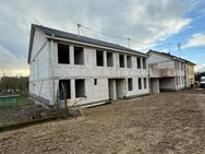 ERDGESCHOSSWOHNUNG MIT GROSSEM GARTEN-NEUBAU-SCHLÜSSELFERTIG- - Perl