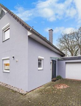 Modernisiertes Einfamilienhaus in idyllischer Umgebung mit Swimmingpool - Schwanewede