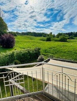 Architektenhaus mit Weitblick und Wohlfühlcharakter - Schwäbisch Gmünd
