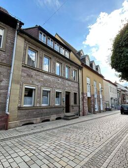 Absolute Toplage + Charmantes Stadthaus in der Hammelburger Altstadt - Hammelburg