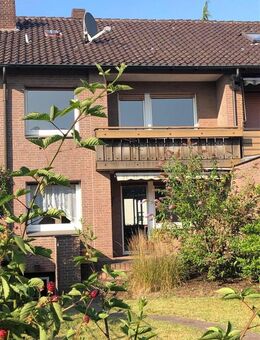 Vermittelt...Zentral gelegenes Reihenmittelhaus in Halle ! - Halle (Westfalen)