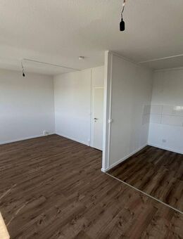 Helle 2-Zimmer-Wohnung mit Balkon in Gera - Gera