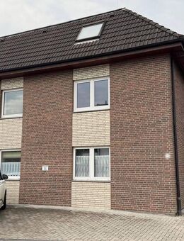 Attraktive u. vermietete 2-Zimmer-Dachgeschosswohnung mit Balkon in zentraler Lage von Osterholz-Scharmbeck - Osterholz-Scharmbeck