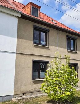 Dr. Lehner Immobilien NB - Modernisierte DHH mit 2 WE und großer Werkstatt - Ducherow