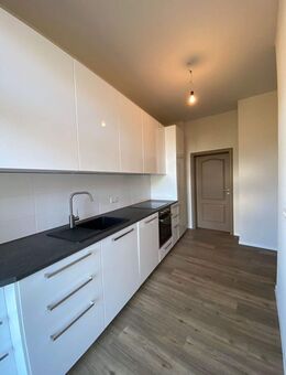 Zuhause ankommen - Ihre neue 2-Zimmer-Oase mit neuer Einbauküche wartet auf Sie - Zwickau