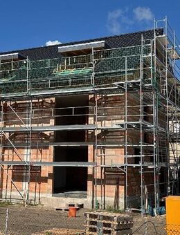 Neubau-Doppelhaushälften auch als Ausbauhaus - Schlangen