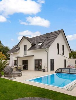 Exklusive Traumvilla in Rheinberg mit stilvollem Poolambiente - Rheinberg