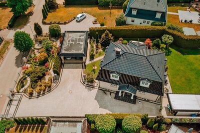 Französische Landhaus-Villa auf Traumgrundstück vor den Toren Hamburgs