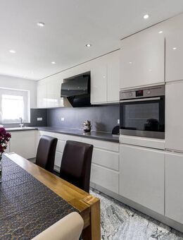 Komfortabel wohnen in Oberlauchringen - 3-Zimmer-Wohnung mit Balkon und Garage - Waldshut-Tiengen Zentrum