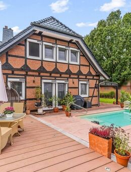 Großzügiges Einfamilienhaus mit Einliegerwohnung und großem Grundstück in Schnakenbek - Schnakenbek