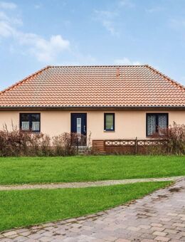 Sie entscheiden: Ein- oder Zweifamilienhaus - Bungalow in Lancken-Granitz auf Rügen - Lancken-Granitz