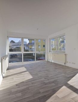 Helle 3-Raum-Wohnung für Paare & Familien mit Balkon in ruhiger, gepflegter Lage in Burgstädt - Burgstädt