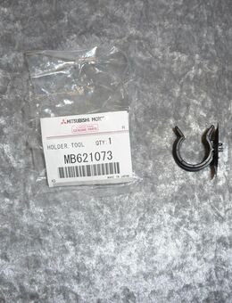MB621073 Halter, Bordwerkzeug Mitsubishi - Hannover Vahrenwald-List