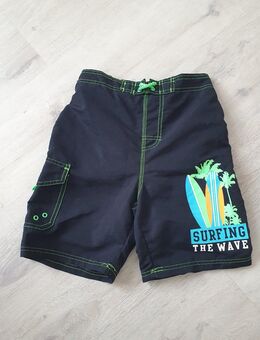 Badehose Shorts Sommerhose 134 / 140 wie NEU - Lenzkirch