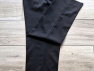 Herrenhose, Bundfaltenhose, Gr. 28, Schwarz, AS Sovereign - Bad Bederkesa