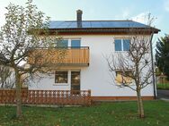 renovierte freundliche 4-Zimmer Wohnung im 1 .OG Zweifamilienhaus - Hattenhofen (Baden-Württemberg)