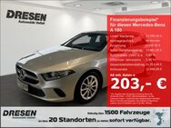 Mercedes A 180, 1.3 Progressive digitales Fahrerprofil, Jahr 2020 - Euskirchen