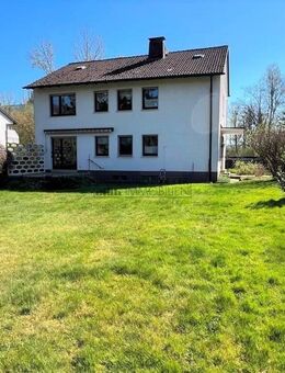 Erbpachtgrundstück! Sehr gepflegtes Zweifamilienhaus mit schönem Garten und Garage! - Hagen (Stadt der FernUniversität)